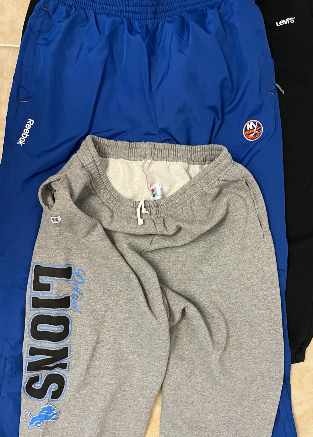 Bundle of Men’s Size XL Joggers: Reebok Russell Athletic - photo 4