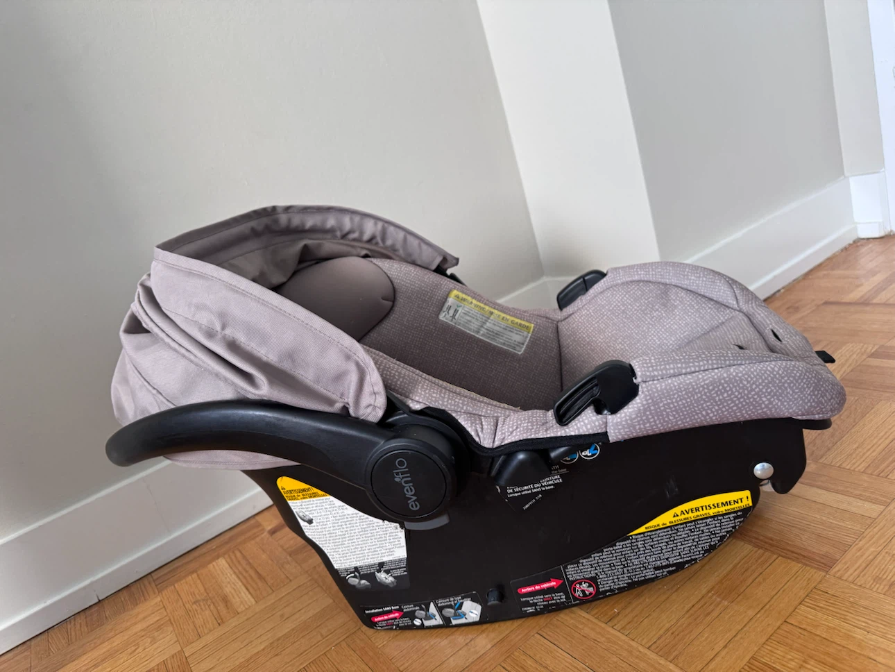 Evenflo LiteMax infant car seat
