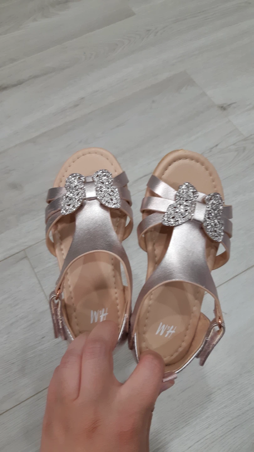 Sparkly Shoe Girls (Size Eur 27) 10$