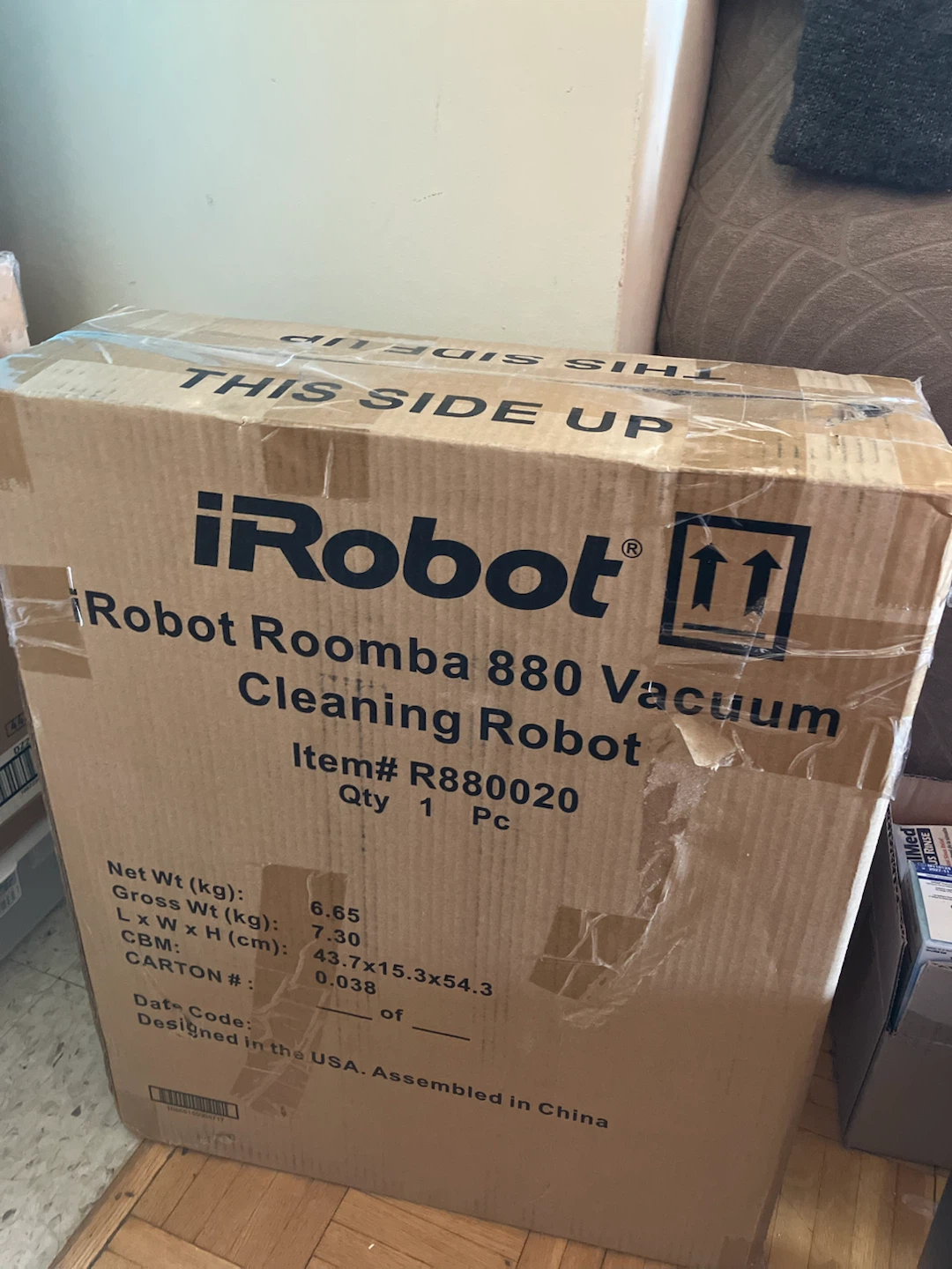 iRobot Roomba 880 Vacuum Cleaning Robot
