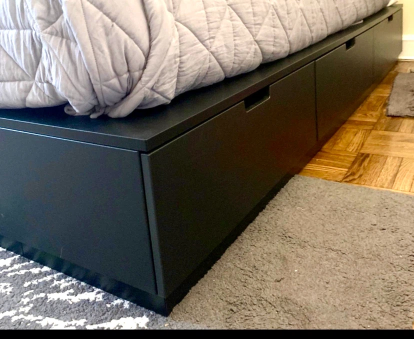 King size bed with Storage Drawers - photo 2
