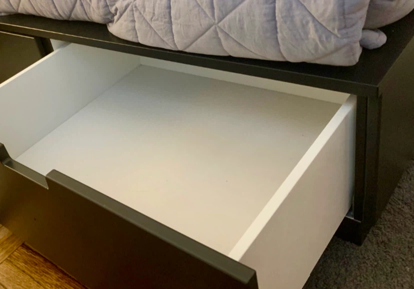 King size bed with Storage Drawers - photo 3