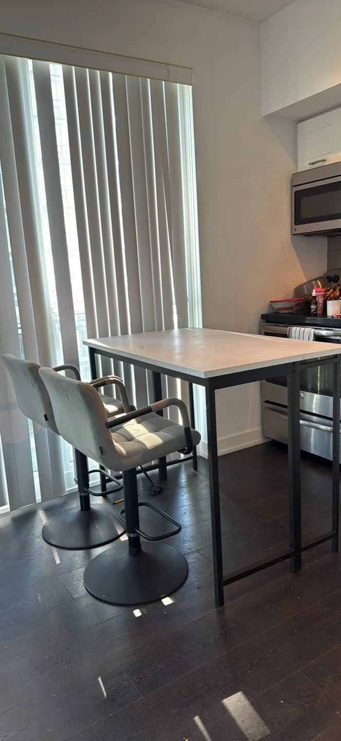 White Drop Leaf Counter Height Table with set of chairs - photo 3