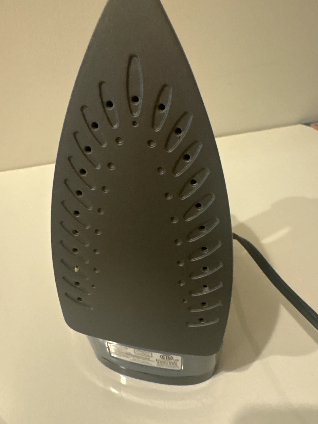 Black Steam Iron - photo 2