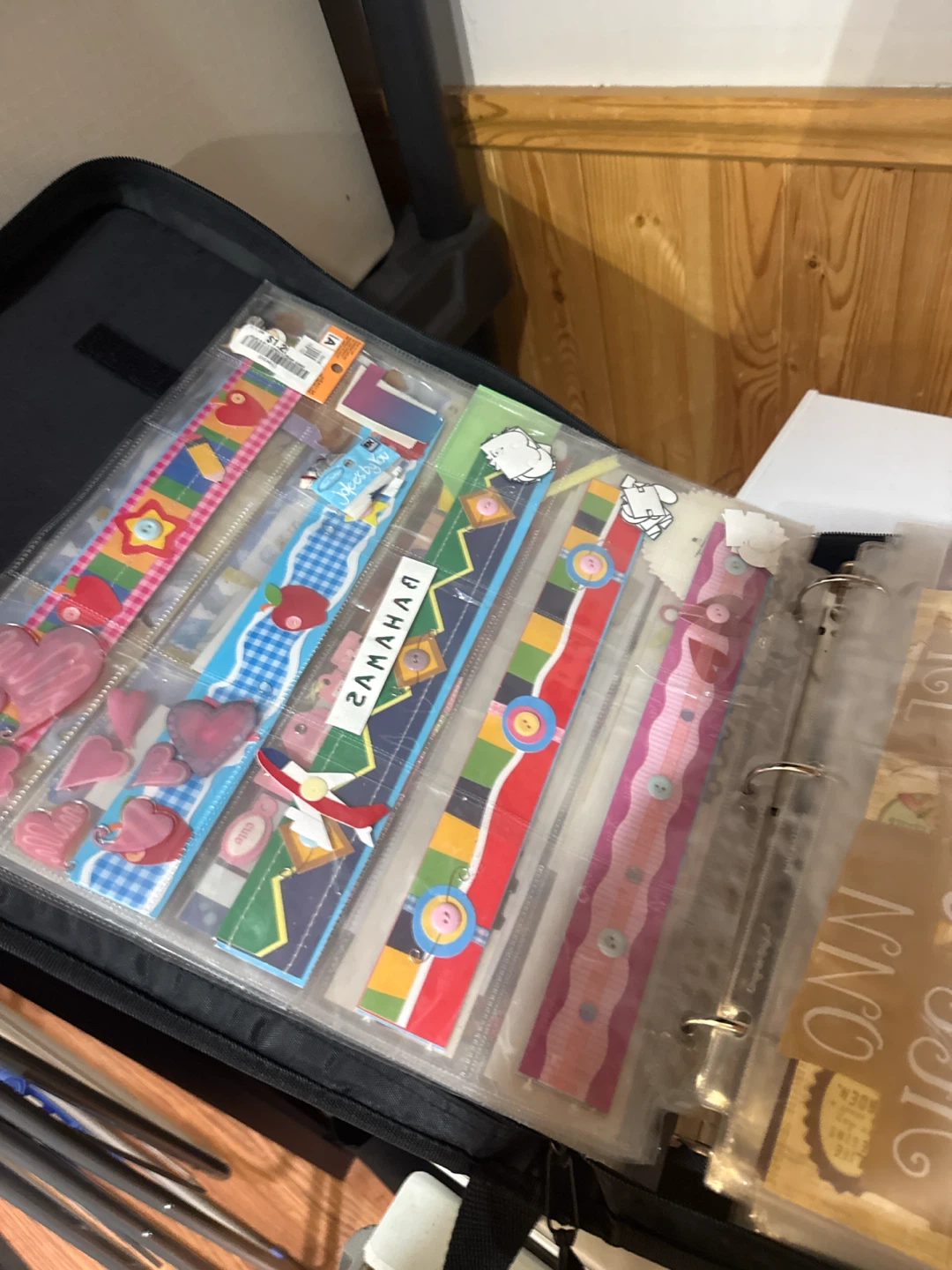 Scrapbook stickers and case - photo 2