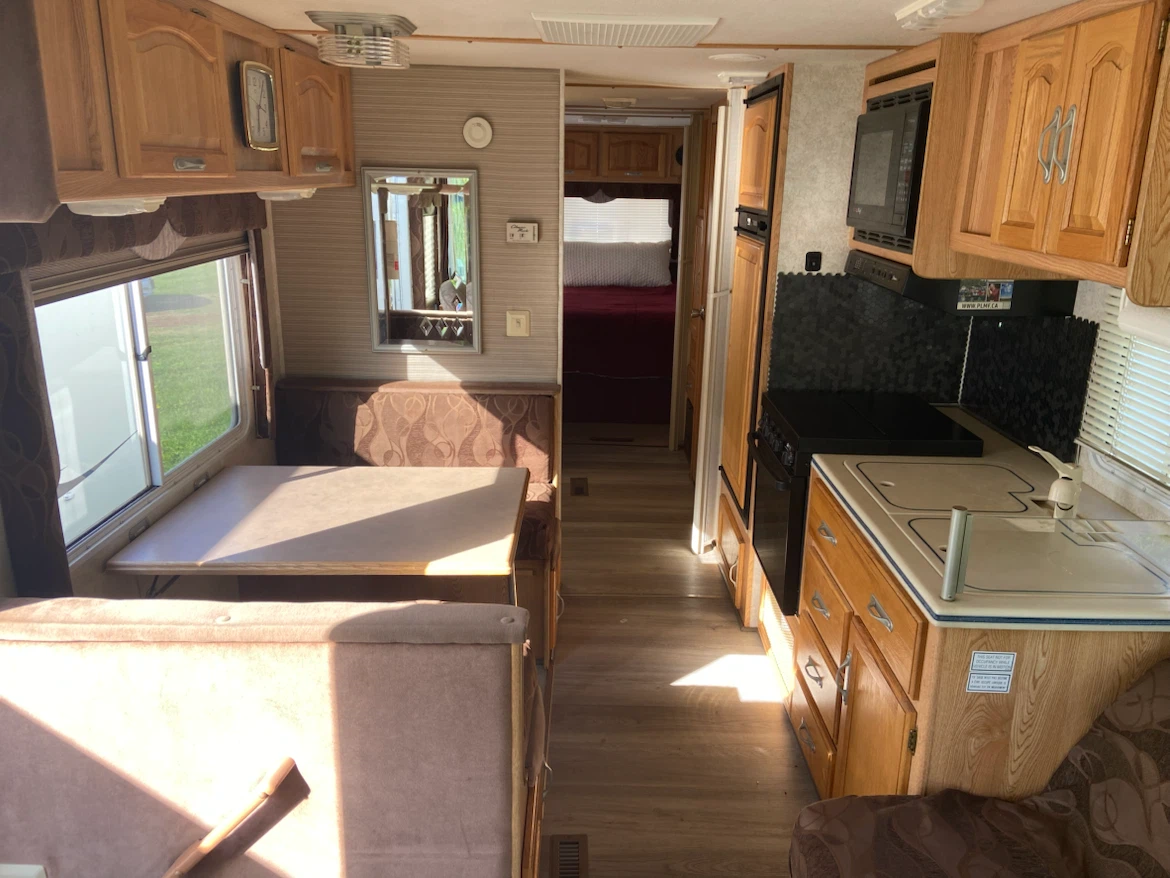 Motor home - photo 3