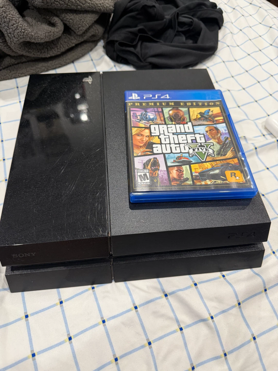 Sony PlayStation 4 with Grand Theft Auto V - photo 3
