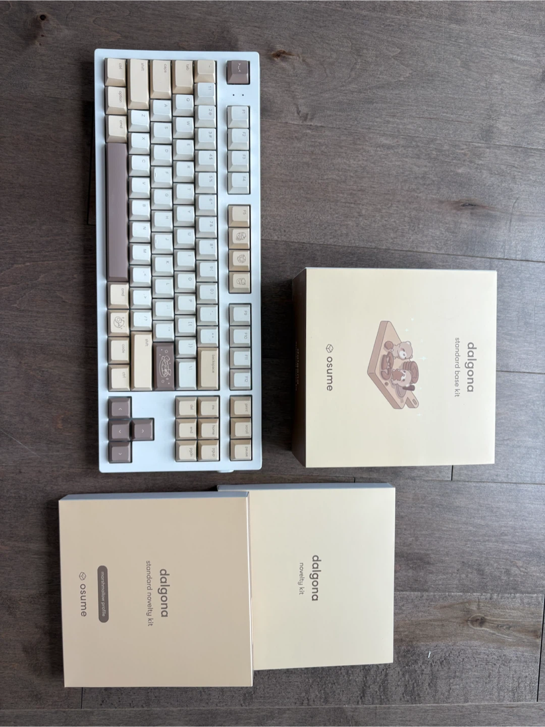 Mechanical Keyboard with Osume Dalgona Keycaps