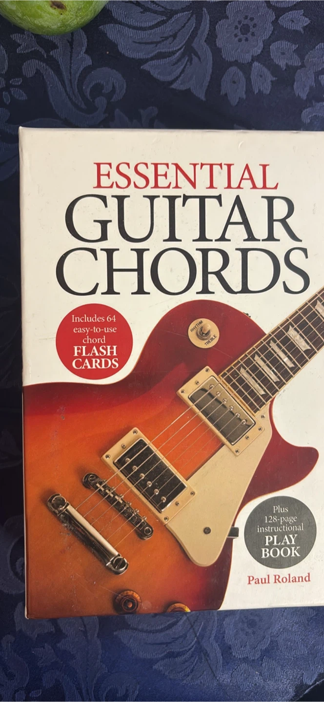 Essential Guitar Chords Book with Flash Cards and Play Book