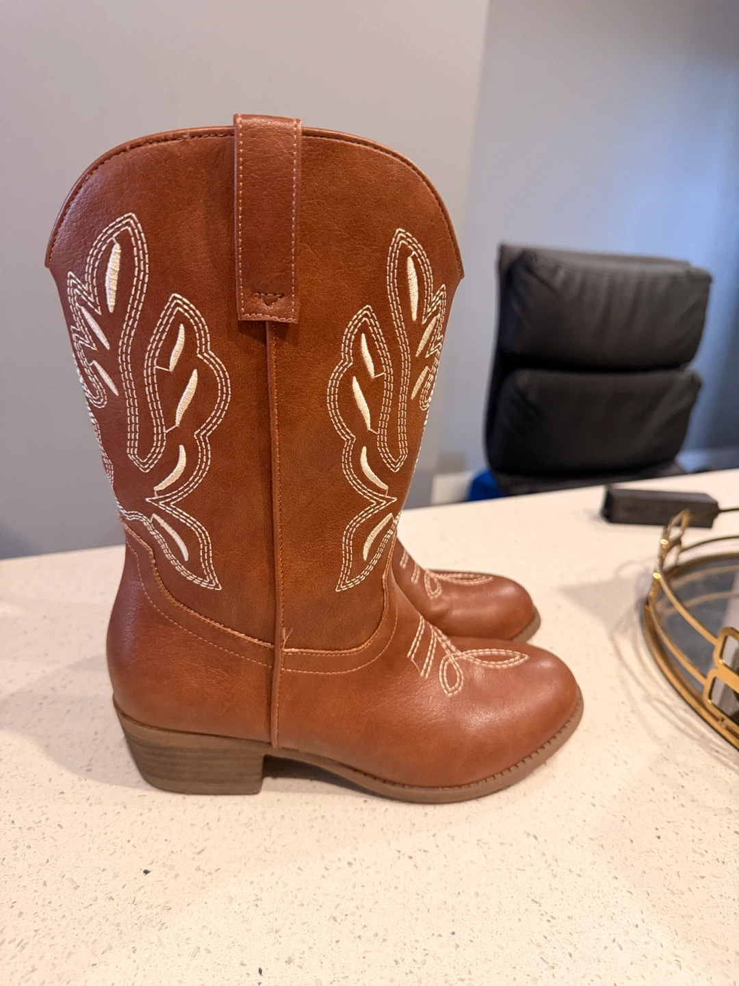 Brown Cowgirl Boots with beautiful Embellished Belt - photo 2