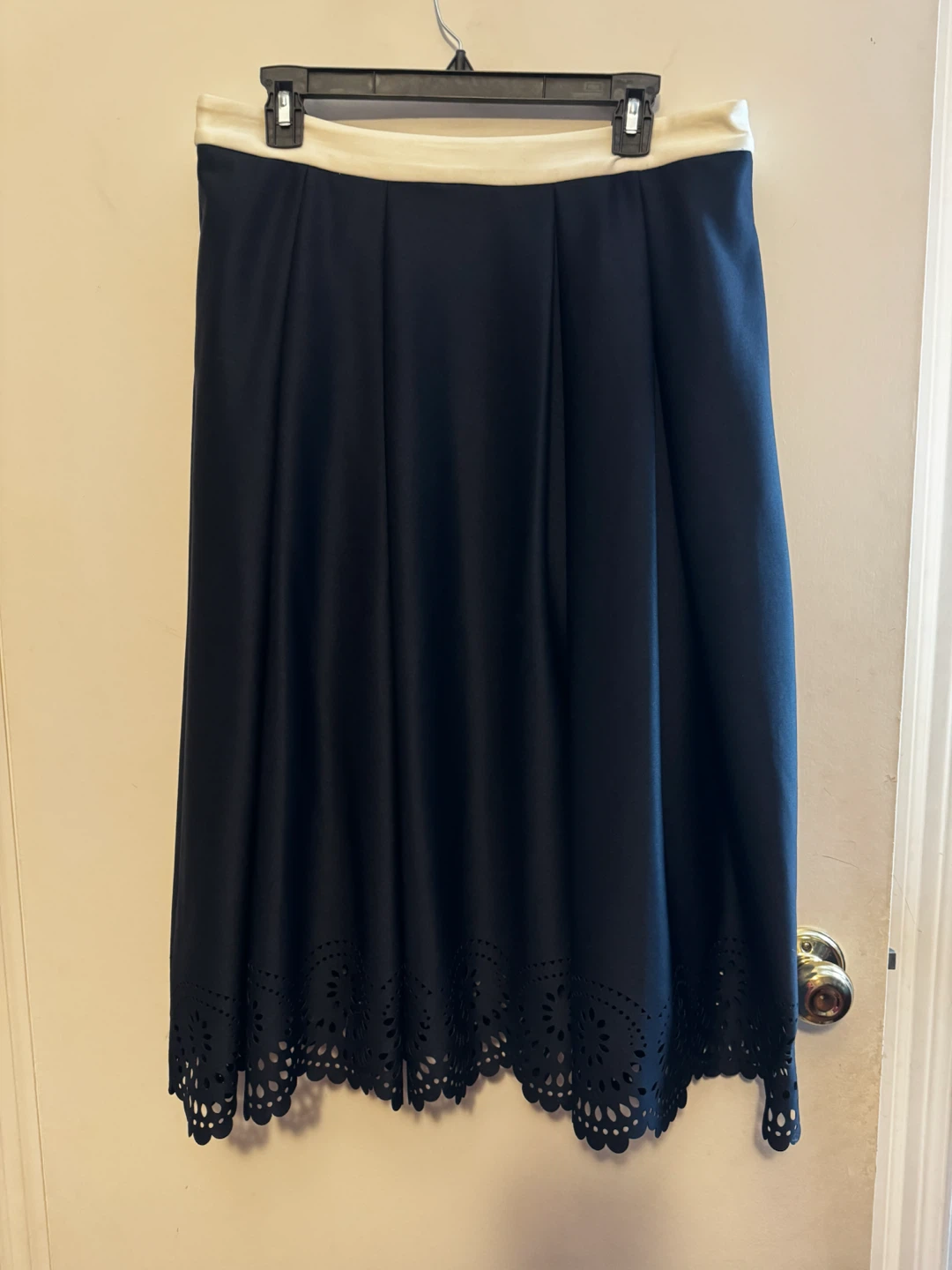 Karl Lagerfeld Navy Skirt - Size 12 - photo 2