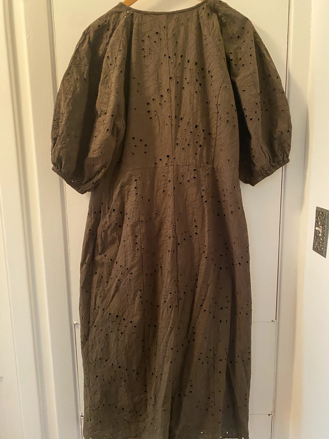 H&M Eyelet Dress - photo 3