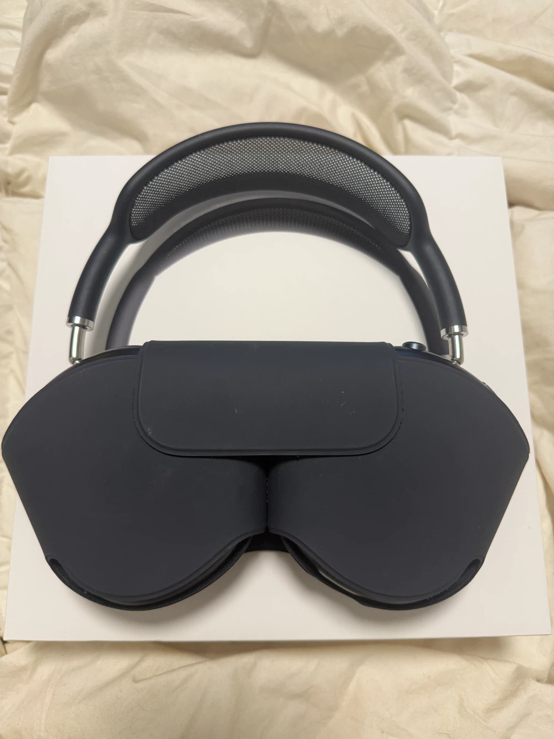 Apple AirPods Max (2nd Generation USB-C) – Midnight – Like New 🎧 - photo 3