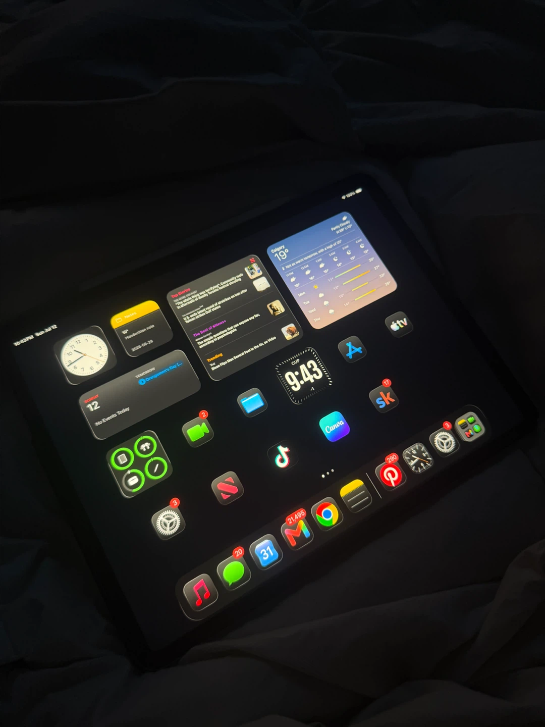 iPad Air 13" M3 |Keyboard | Pencil Pro| 100% Battery Health