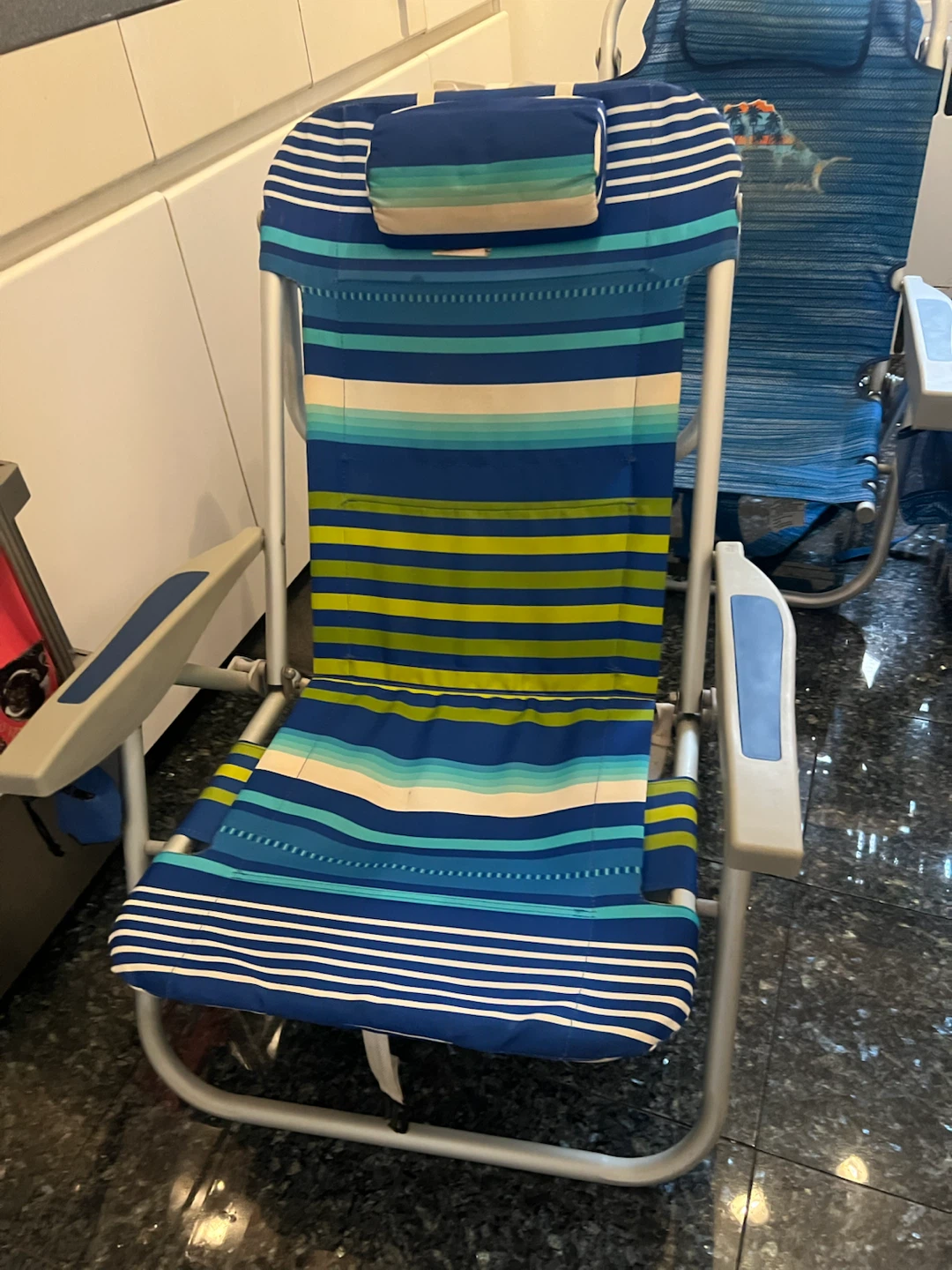 Beach Chairs - photo 3
