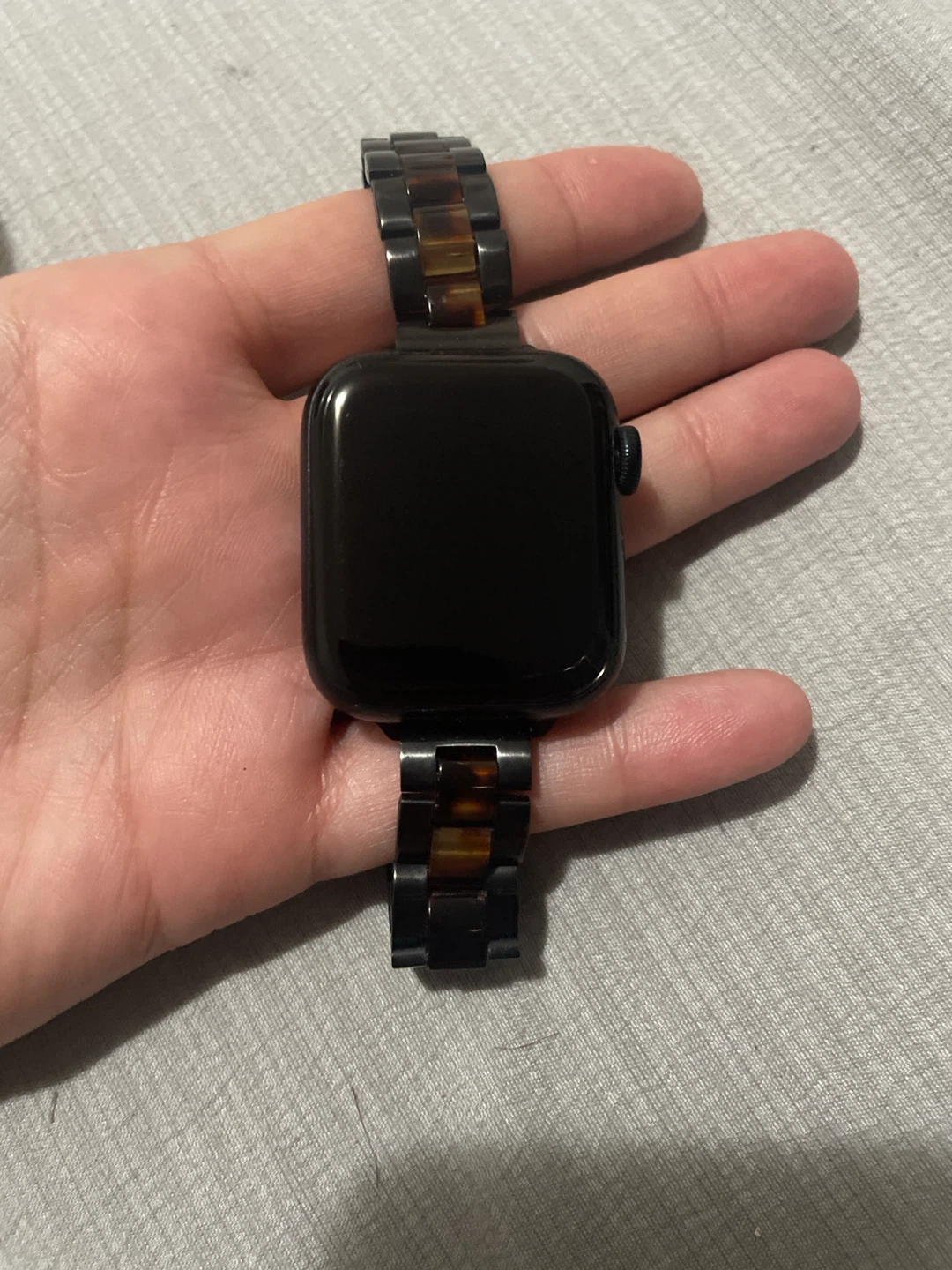 Apple Watch SE 40MM Aluminum Case