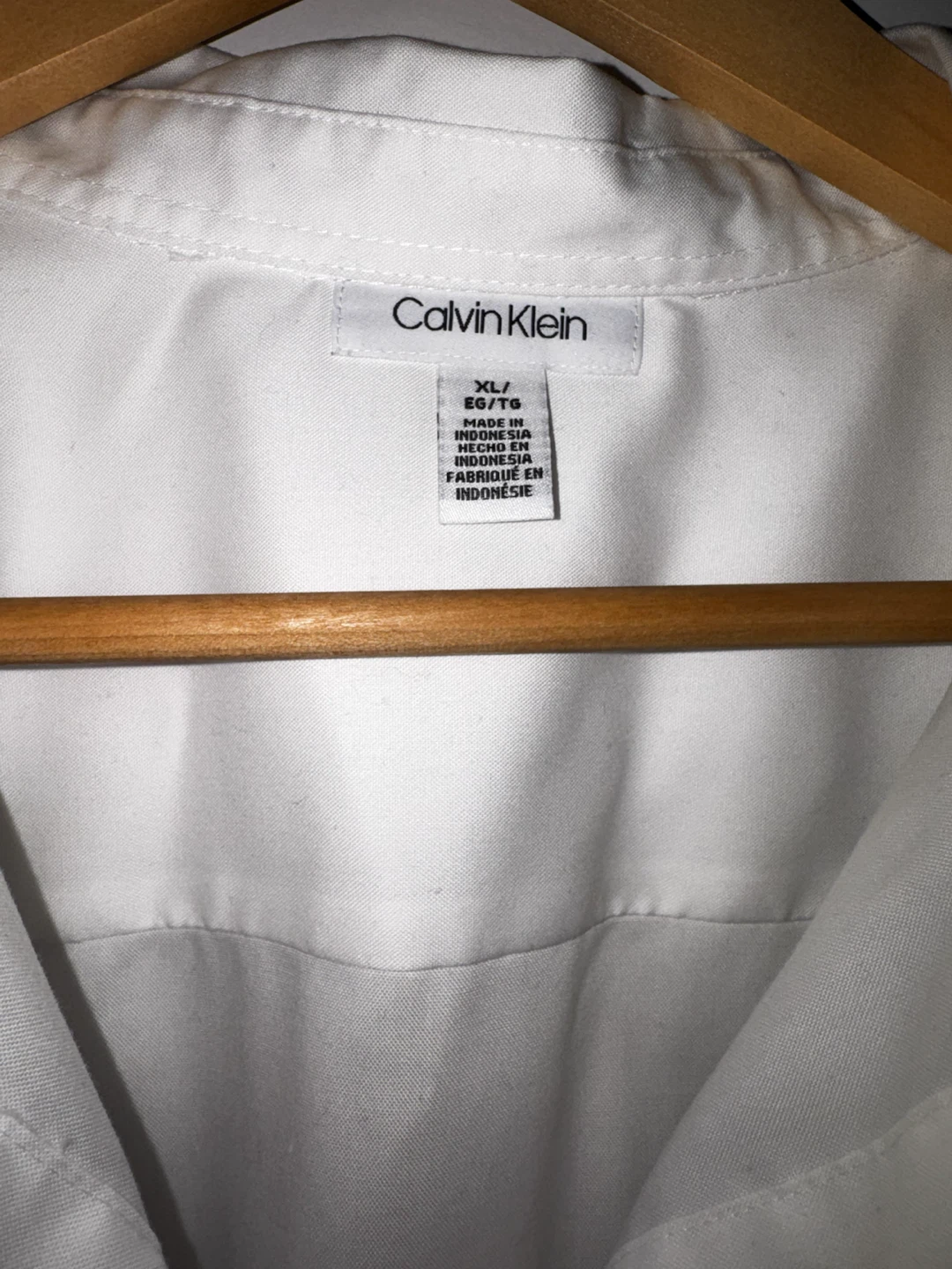 Calvin Klein White Button-Up Shirt XL