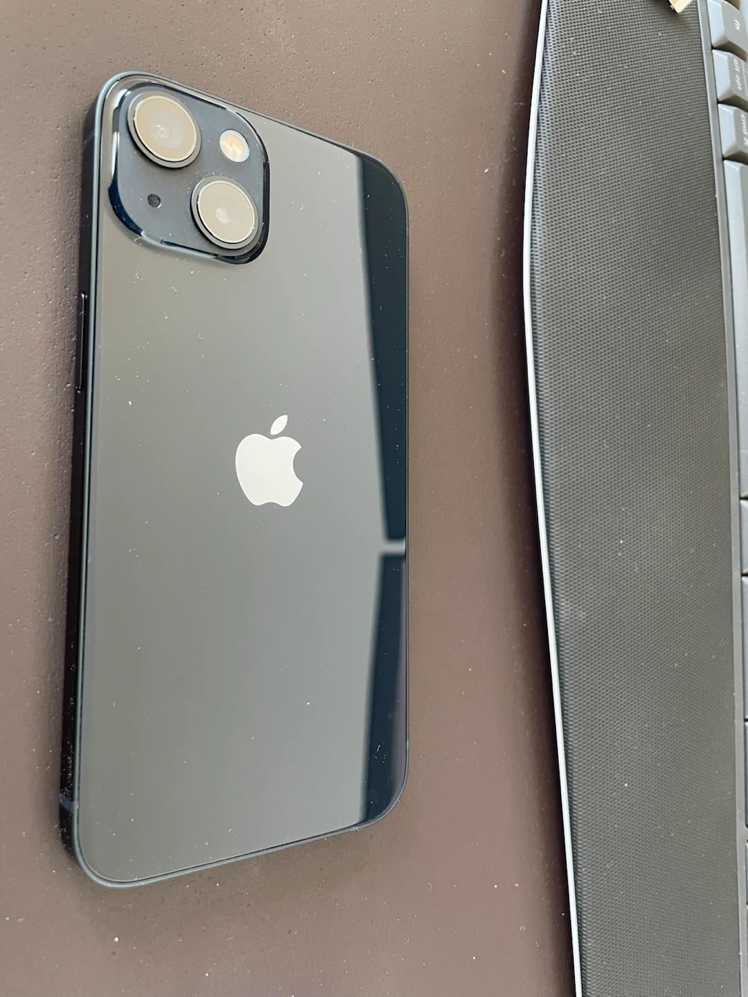 Apple iPhone 13 - Black - photo 3
