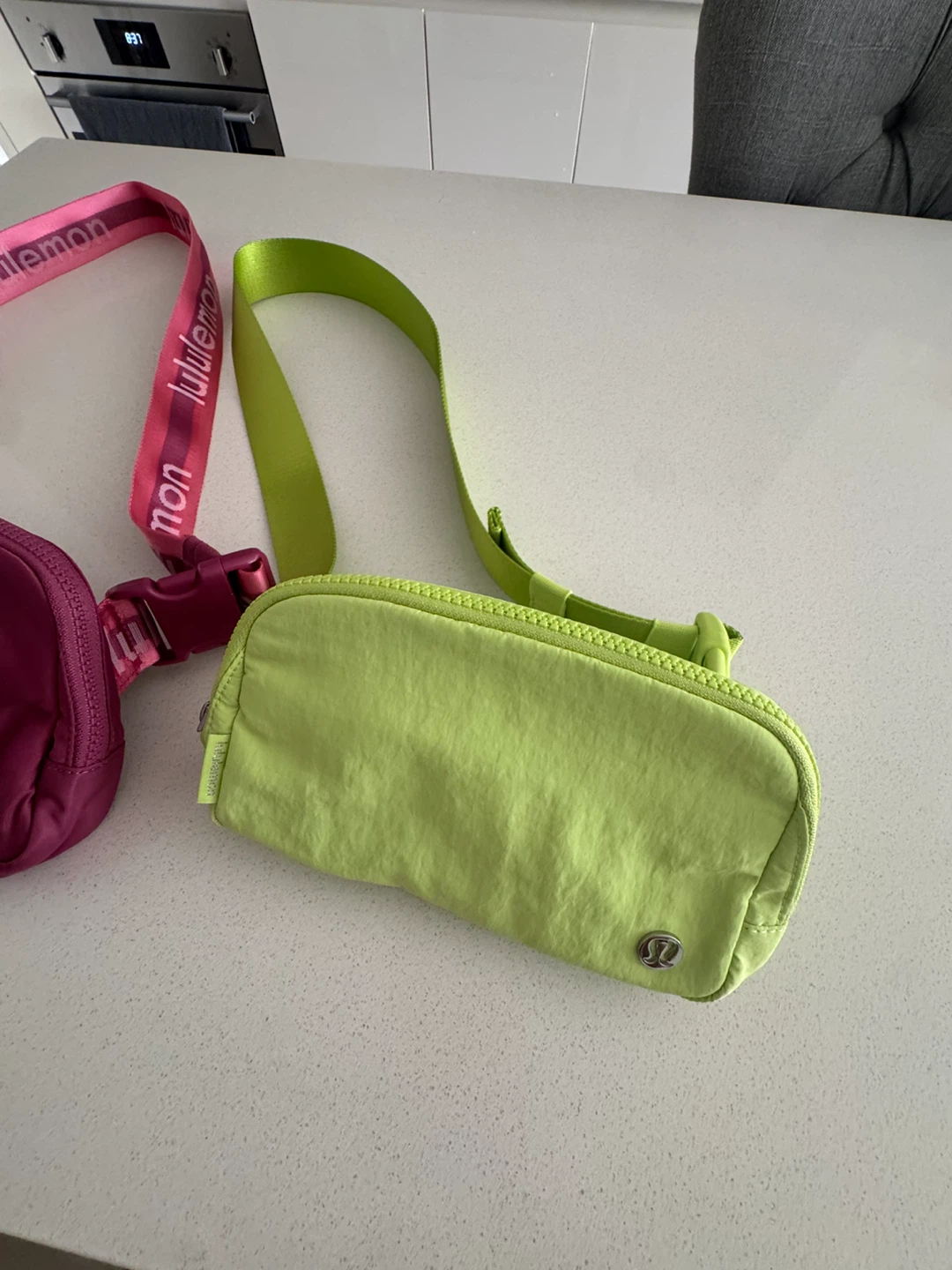 Lululemon Everywhere Belt Bag - photo 3