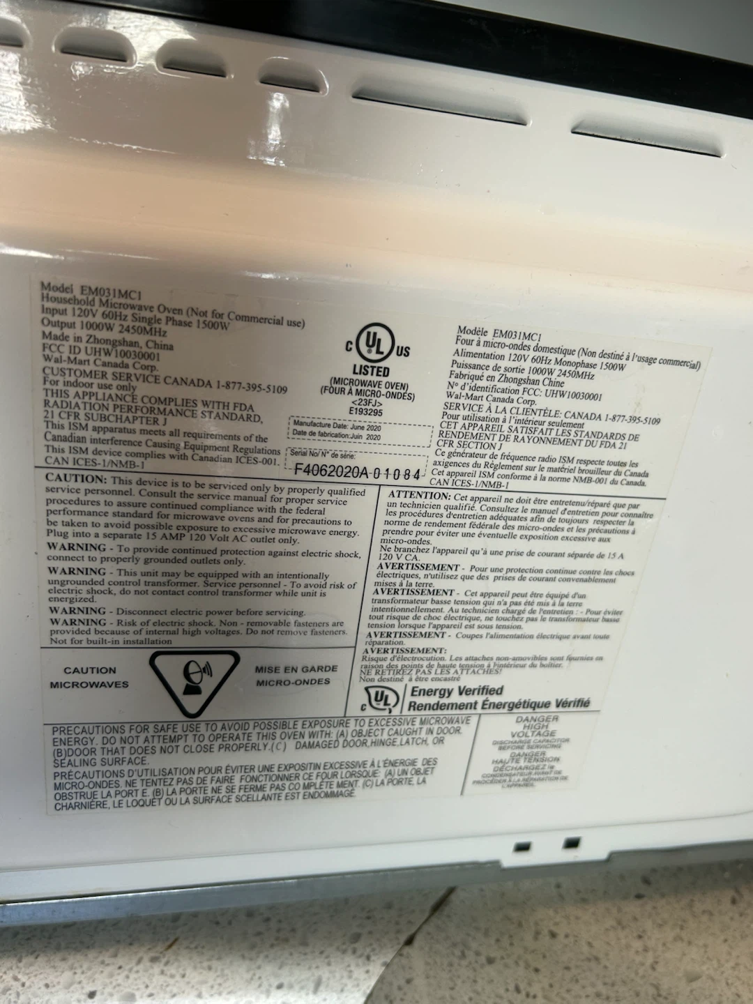 Hamilton Beach EM011MC2 Household Microwave Oven
