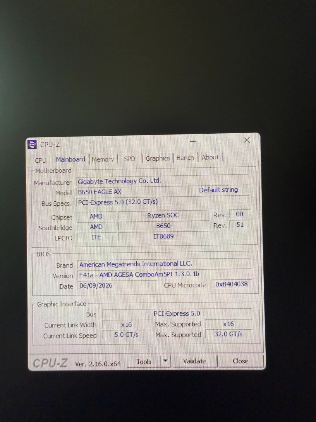Gaming PC + Alienware 500Hz Monitor | 9800X3D RTX 5070 - photo 4