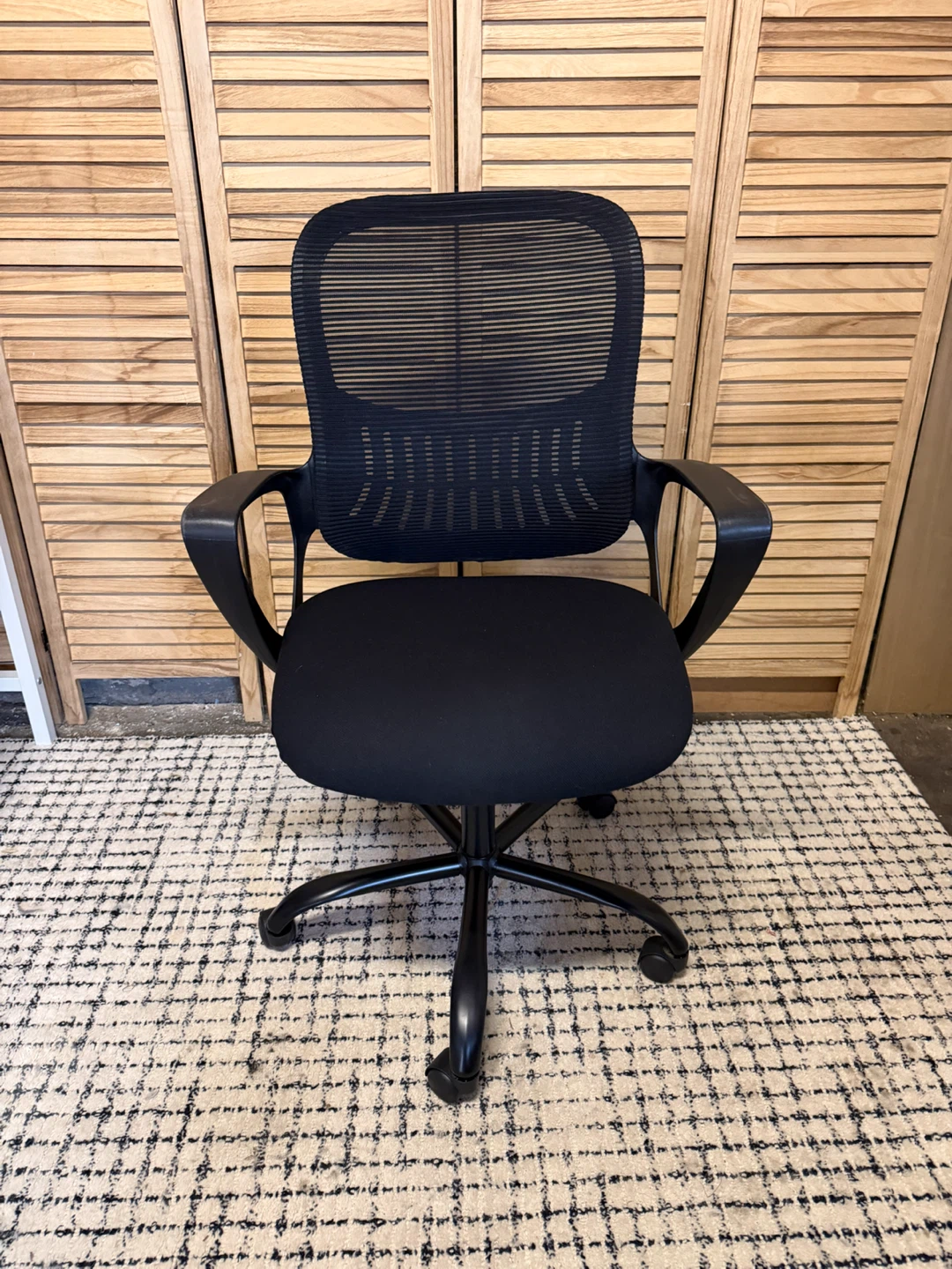 Black Office Chair - photo 2
