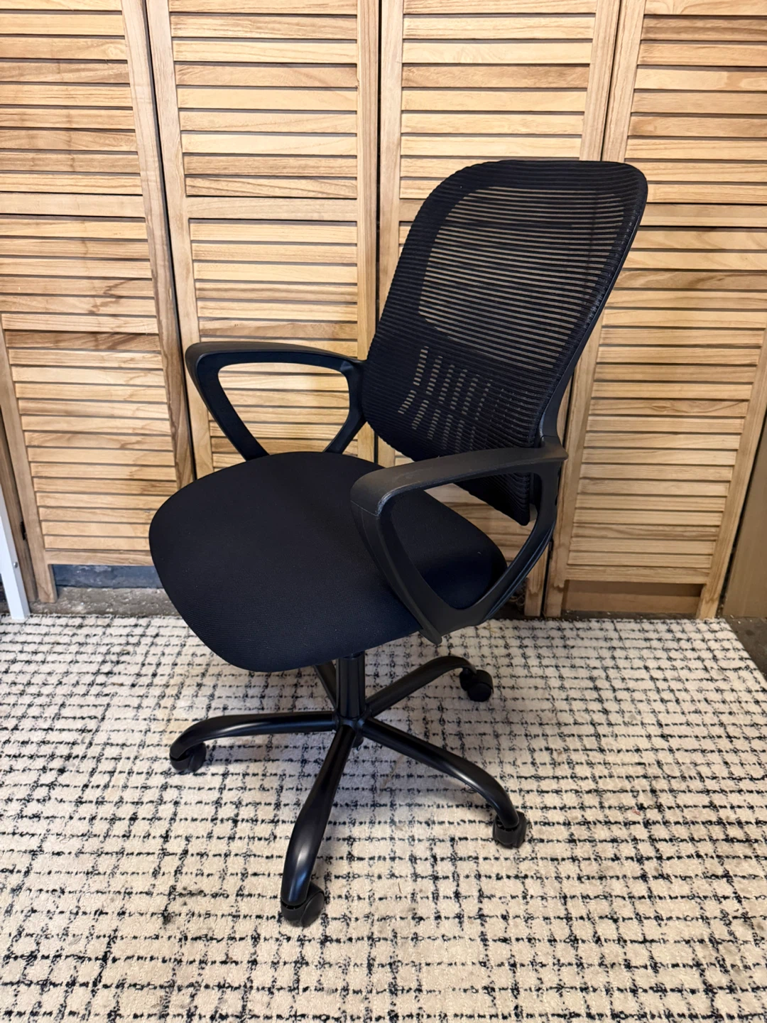Black Office Chair - photo 3