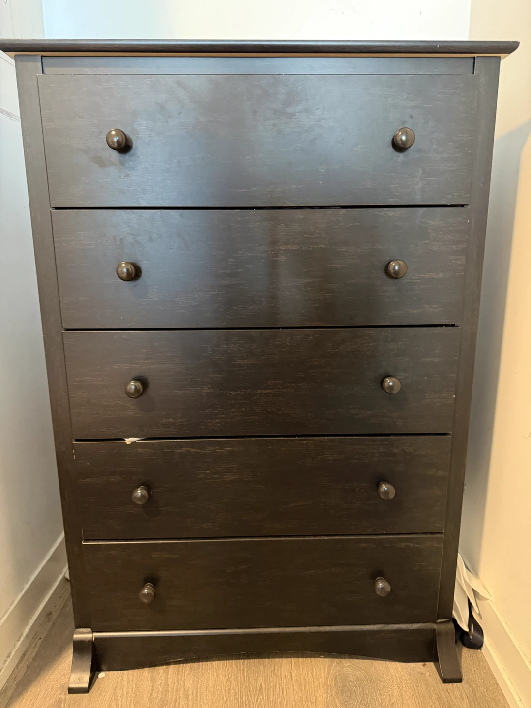 Dark Wood 5-Drawer Dresser
