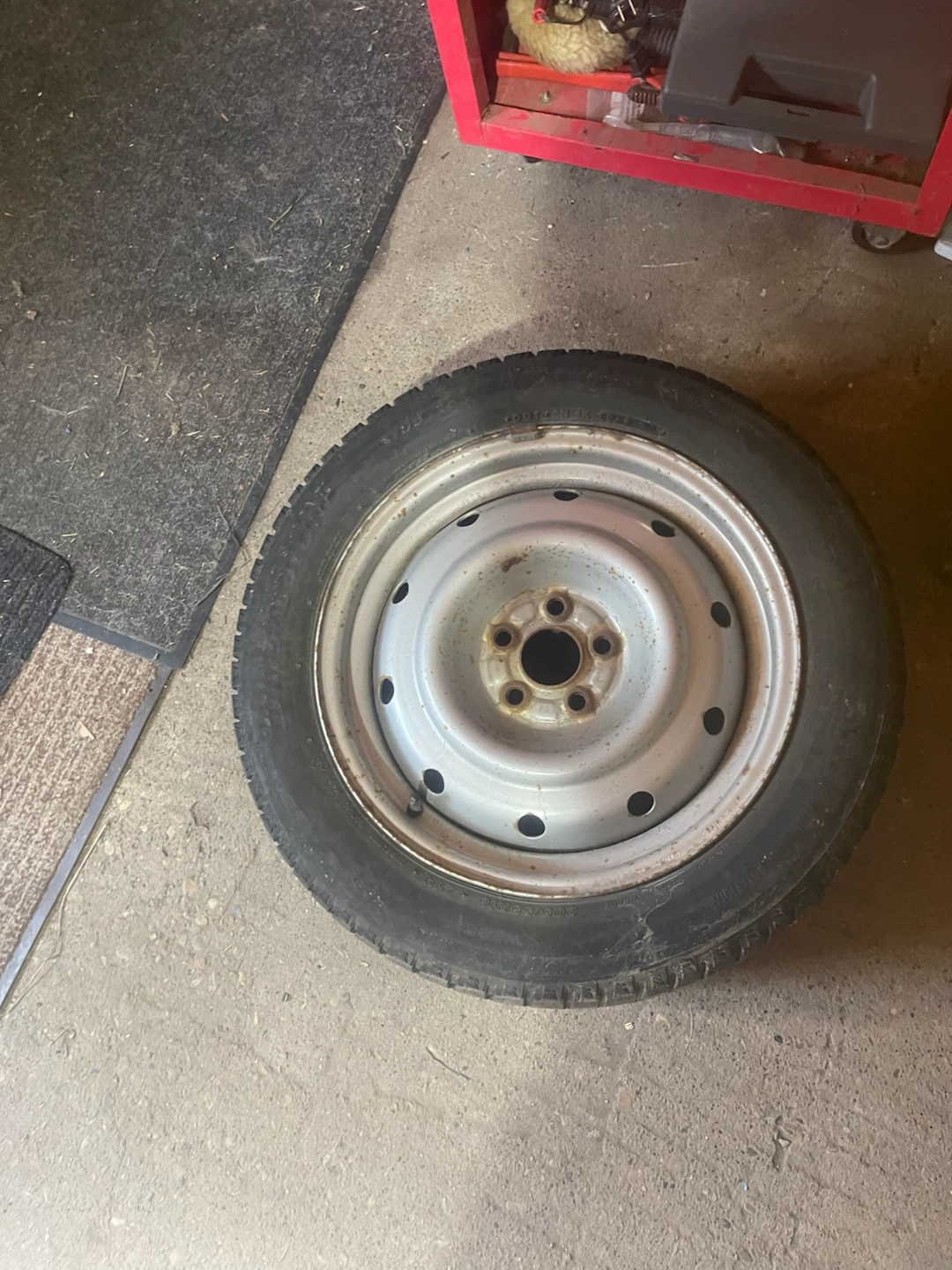 Set of 205 55 r16 winter tires and steel rims - photo 3