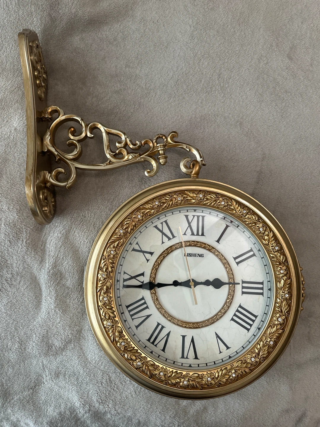 LISHENG Double-Sided Wall Clock with Ornate Bracket - photo 2