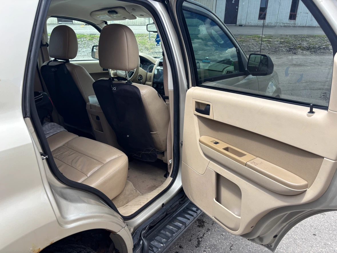 2012 Ford Escape XLT - photo 3