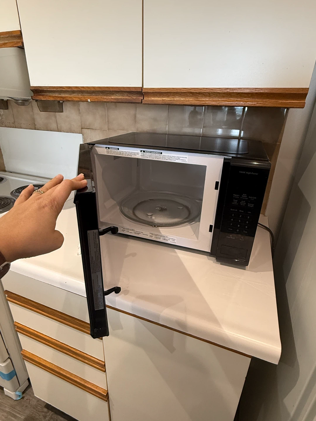 Panasonic Microwave - photo 2