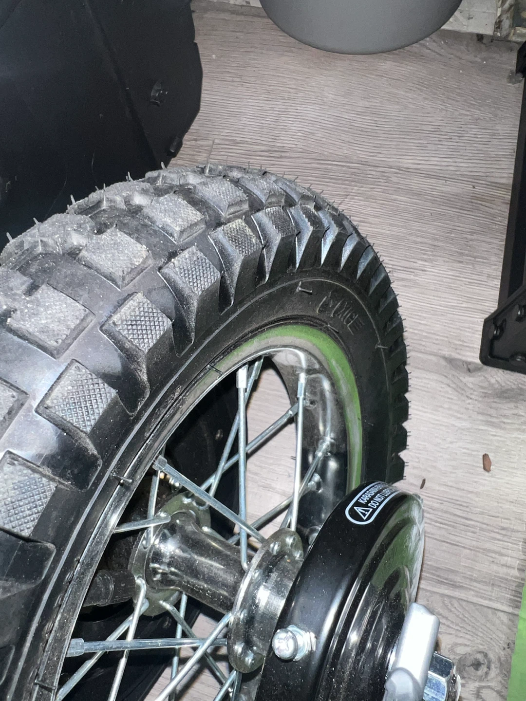 Razor MX350 Electric Dirt Bike - photo 3