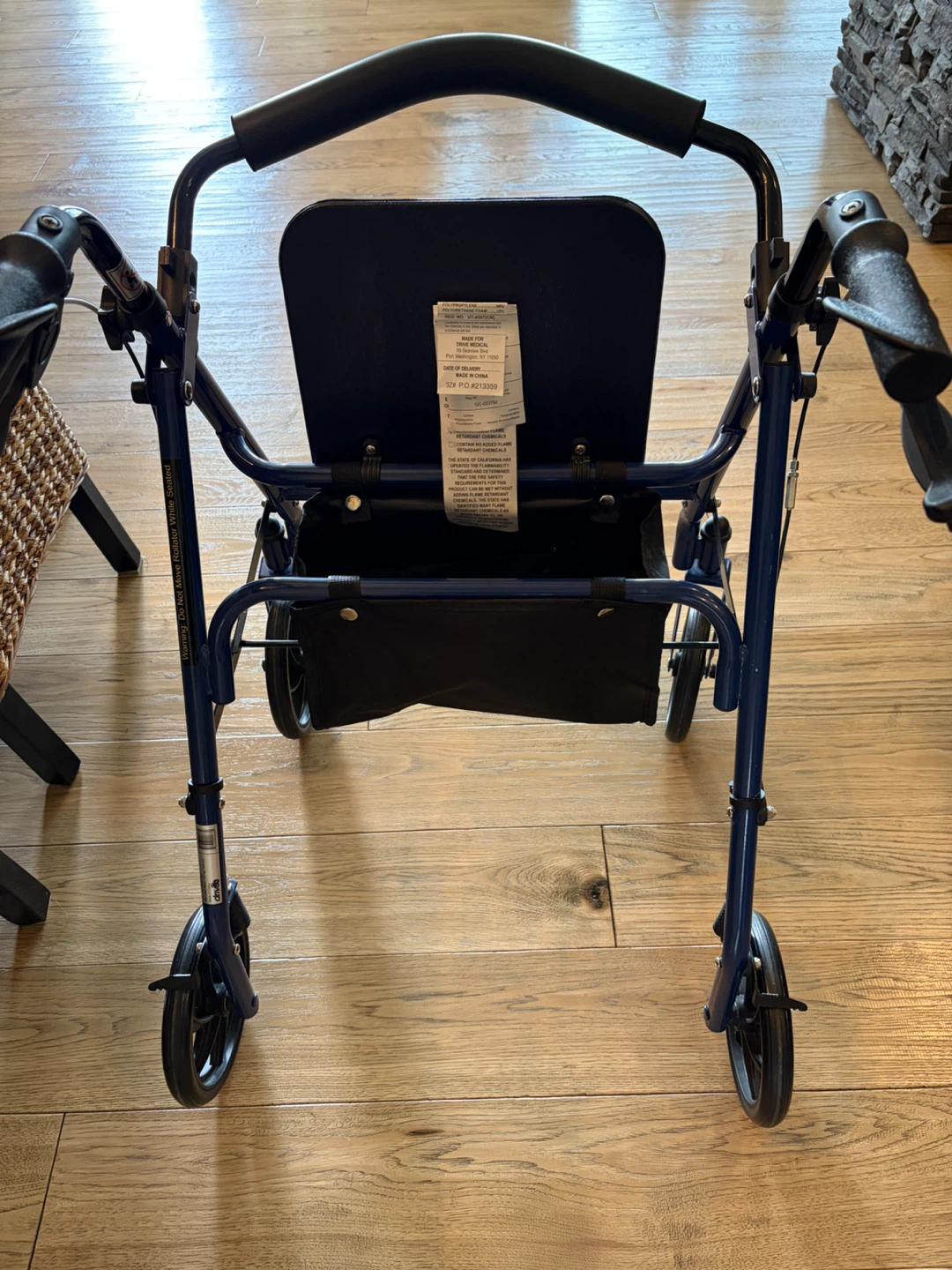 BARGAIN $125 like new Drive Rollator Walker with Seat and Bag - photo 4