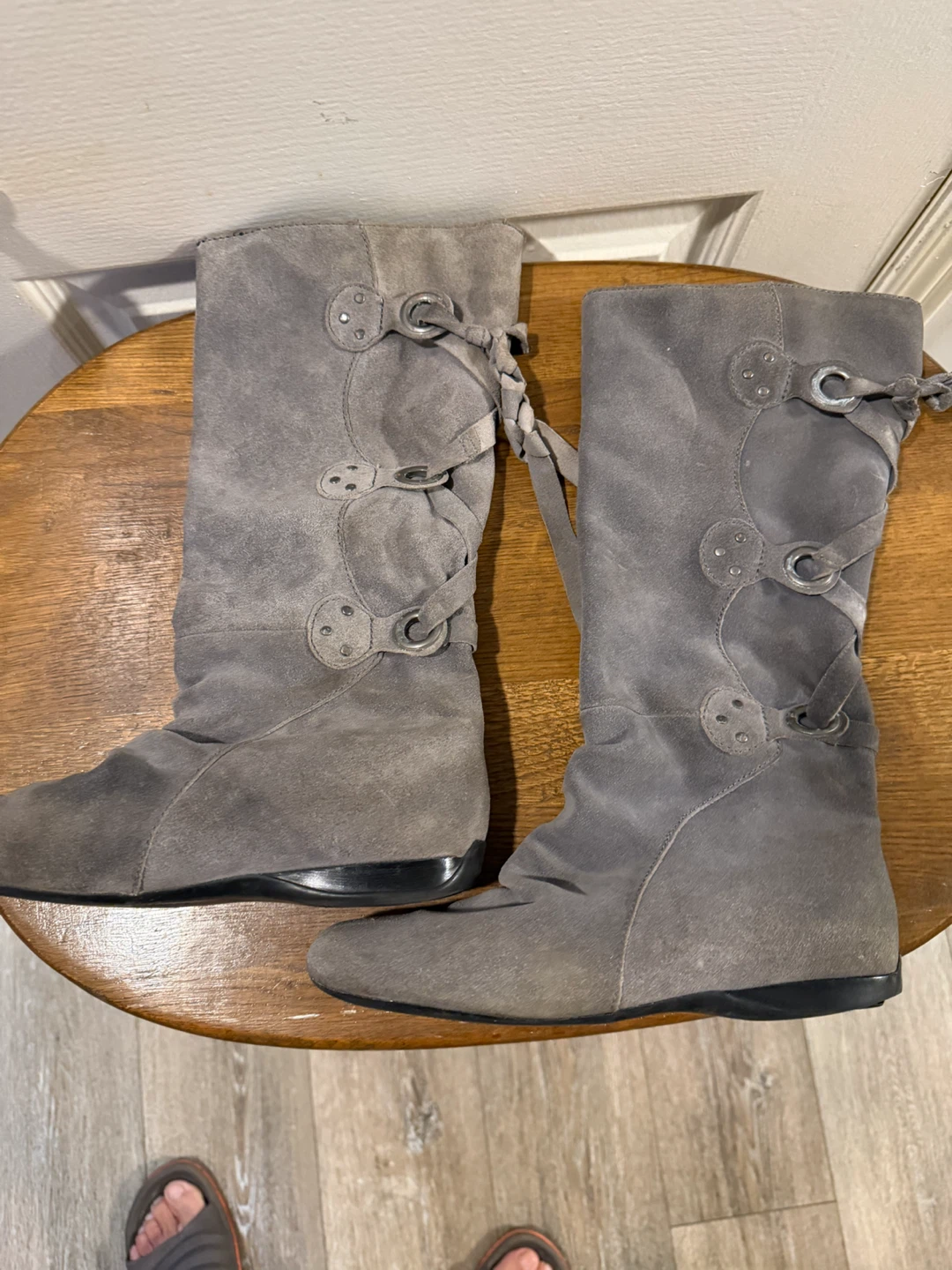 Grey Suede Boots - photo 4