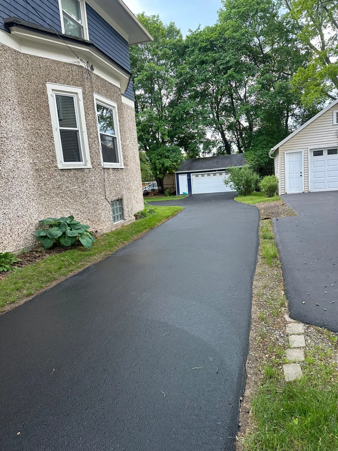 Driveway sealing - photo 4