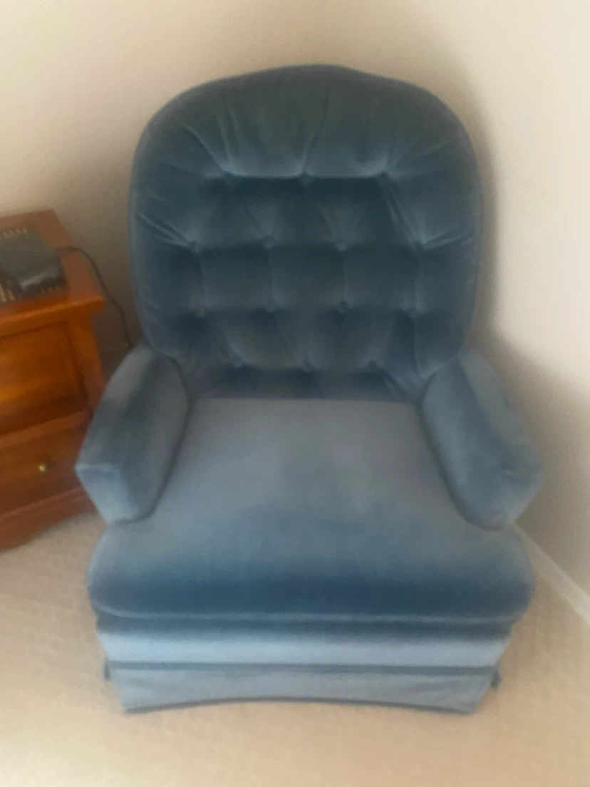 Vintage Blue Velvet Accent Chair x2  250 or best offer - photo 3