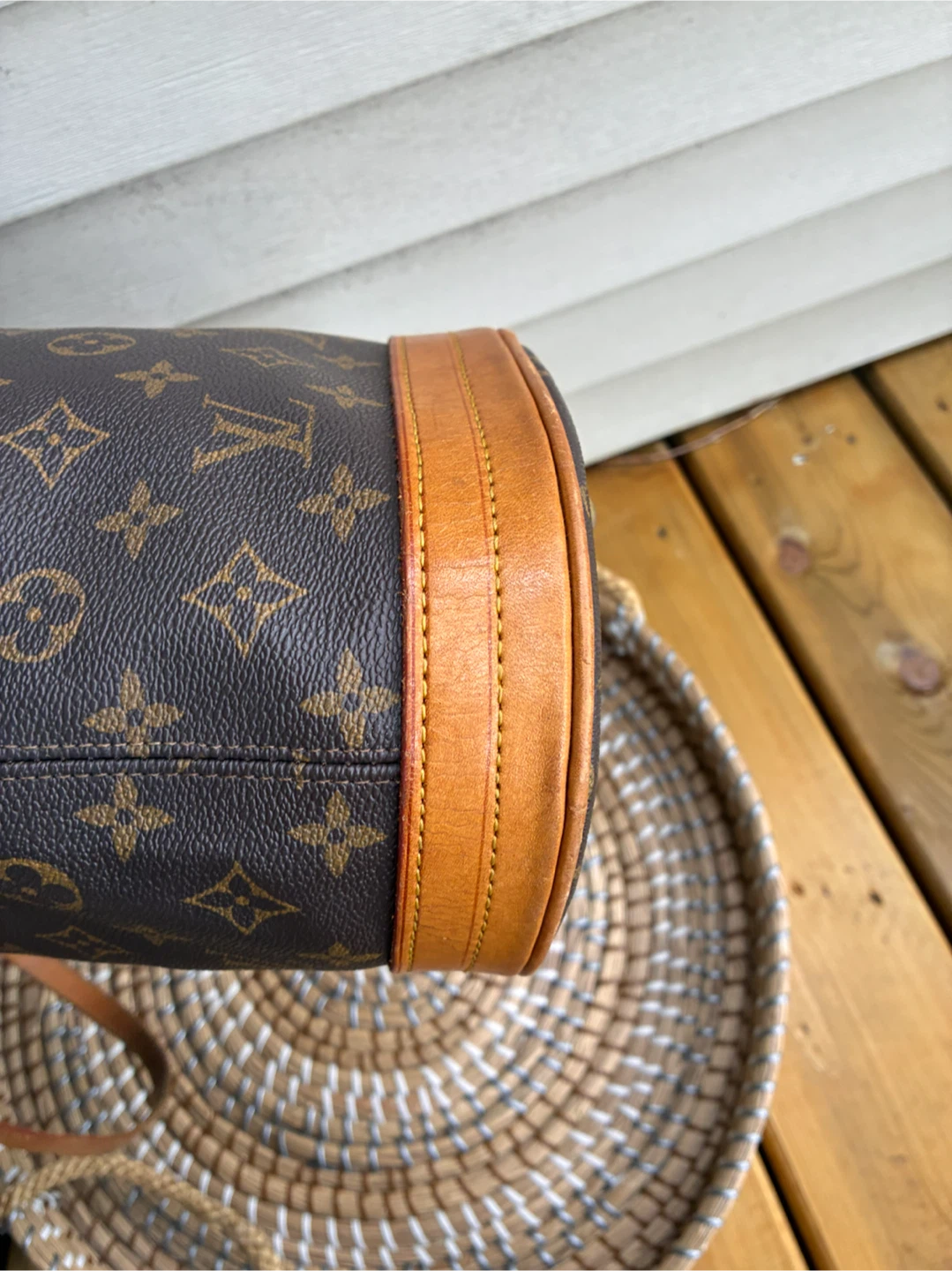 LV - photo 4