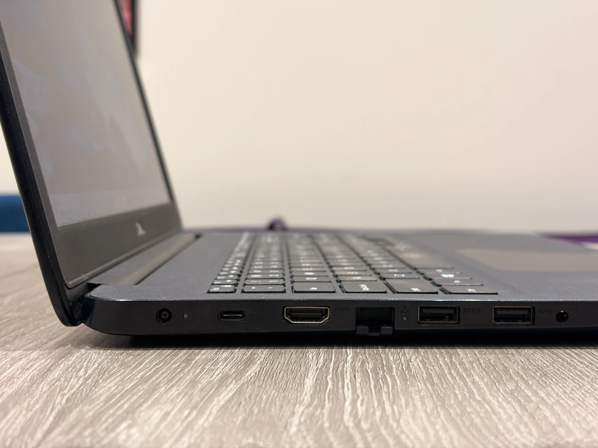 Dell Latitude 3500 Laptop — Core i5 / 8GB RAM / 256GB SSD - photo 4