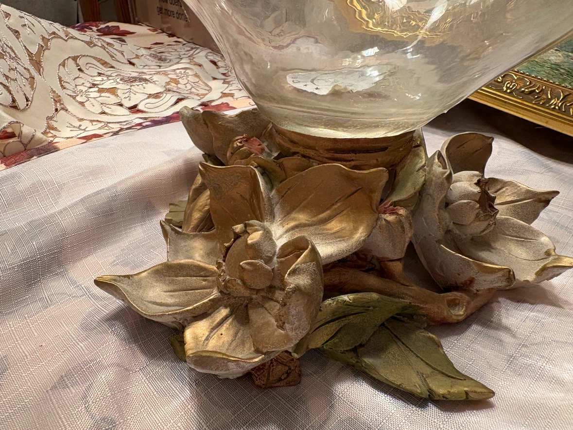 Decorative Glass Fruit Bowl with Floral Base