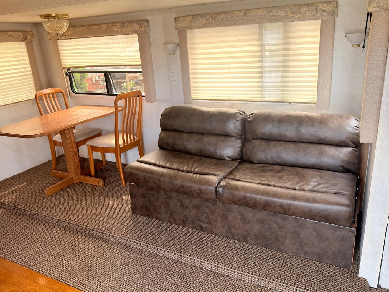 2000 29” Alpenlite Fifth Wheel - photo 2