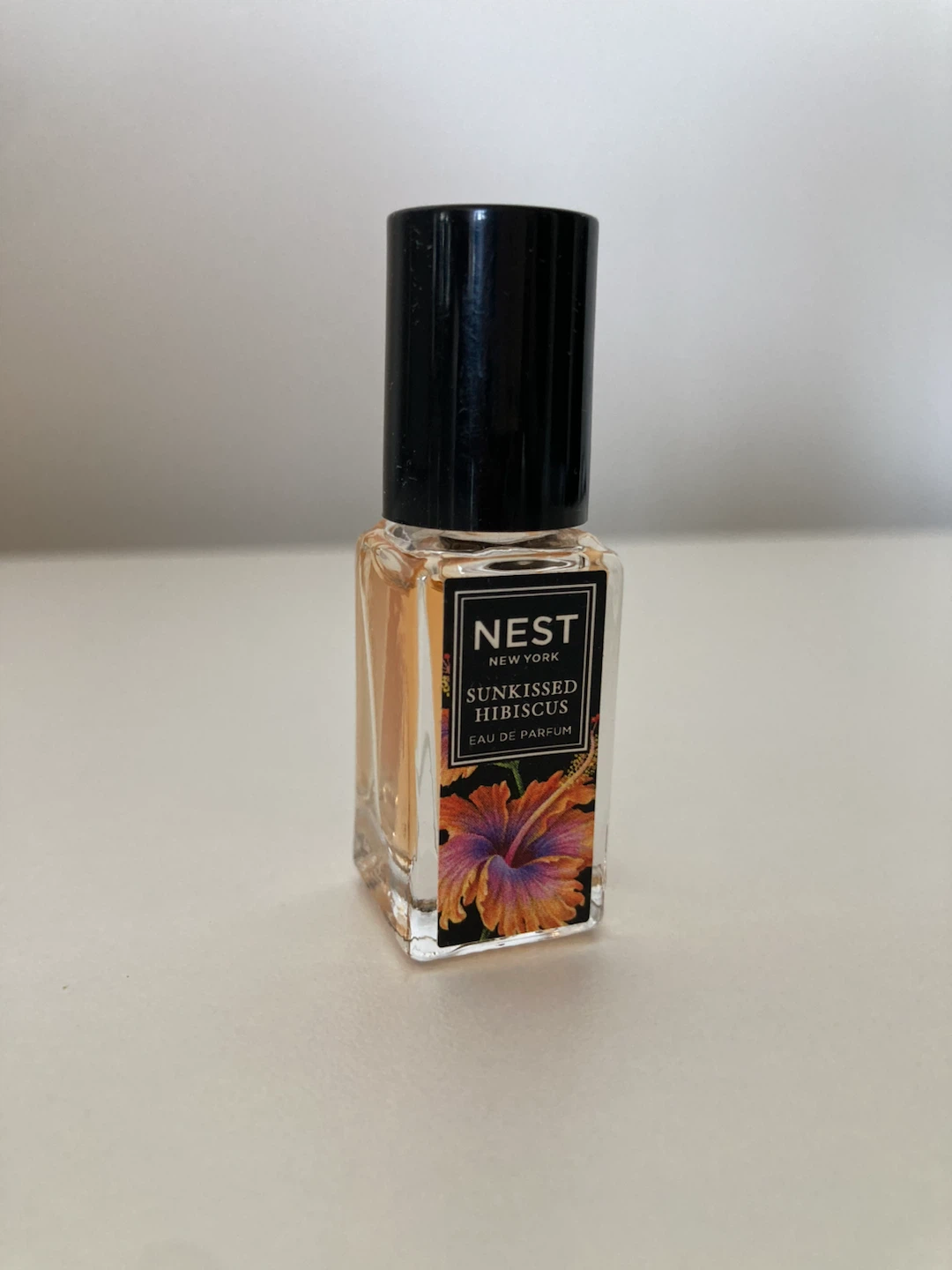 Nest Sunkissed Hibiscus EDP Perfume Mini Rollerball
