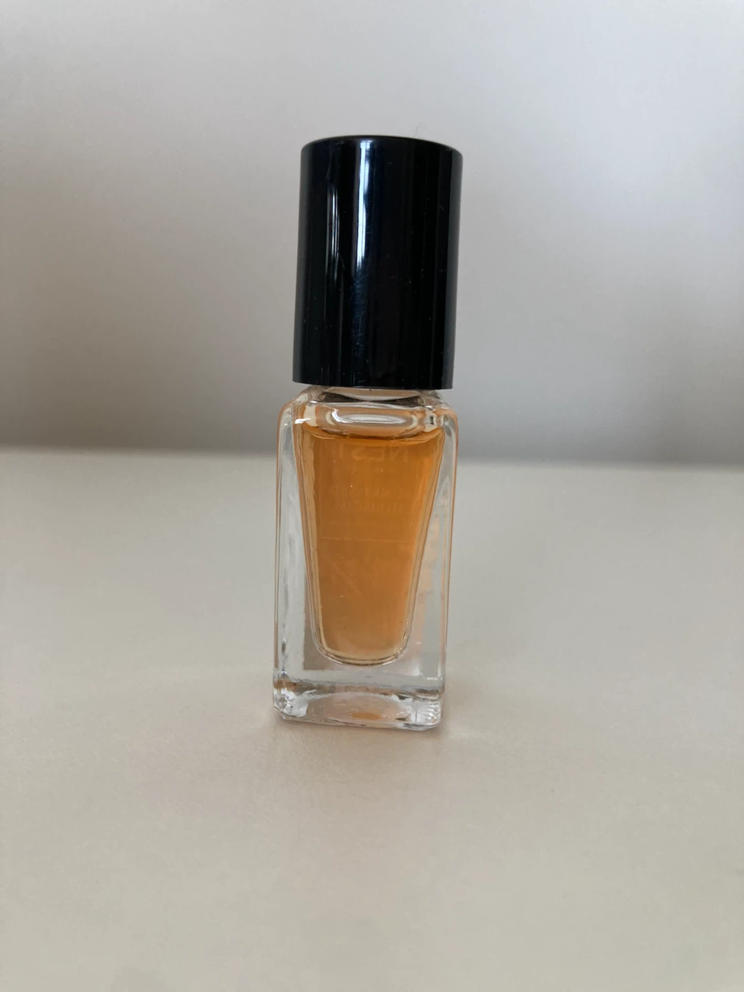 Nest Sunkissed Hibiscus EDP Perfume Mini Rollerball - photo 2