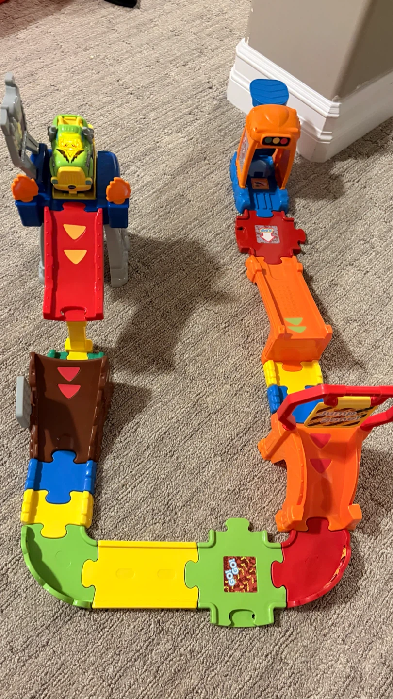 VTech Go! Go! Smart Wheels Monster Truck Set