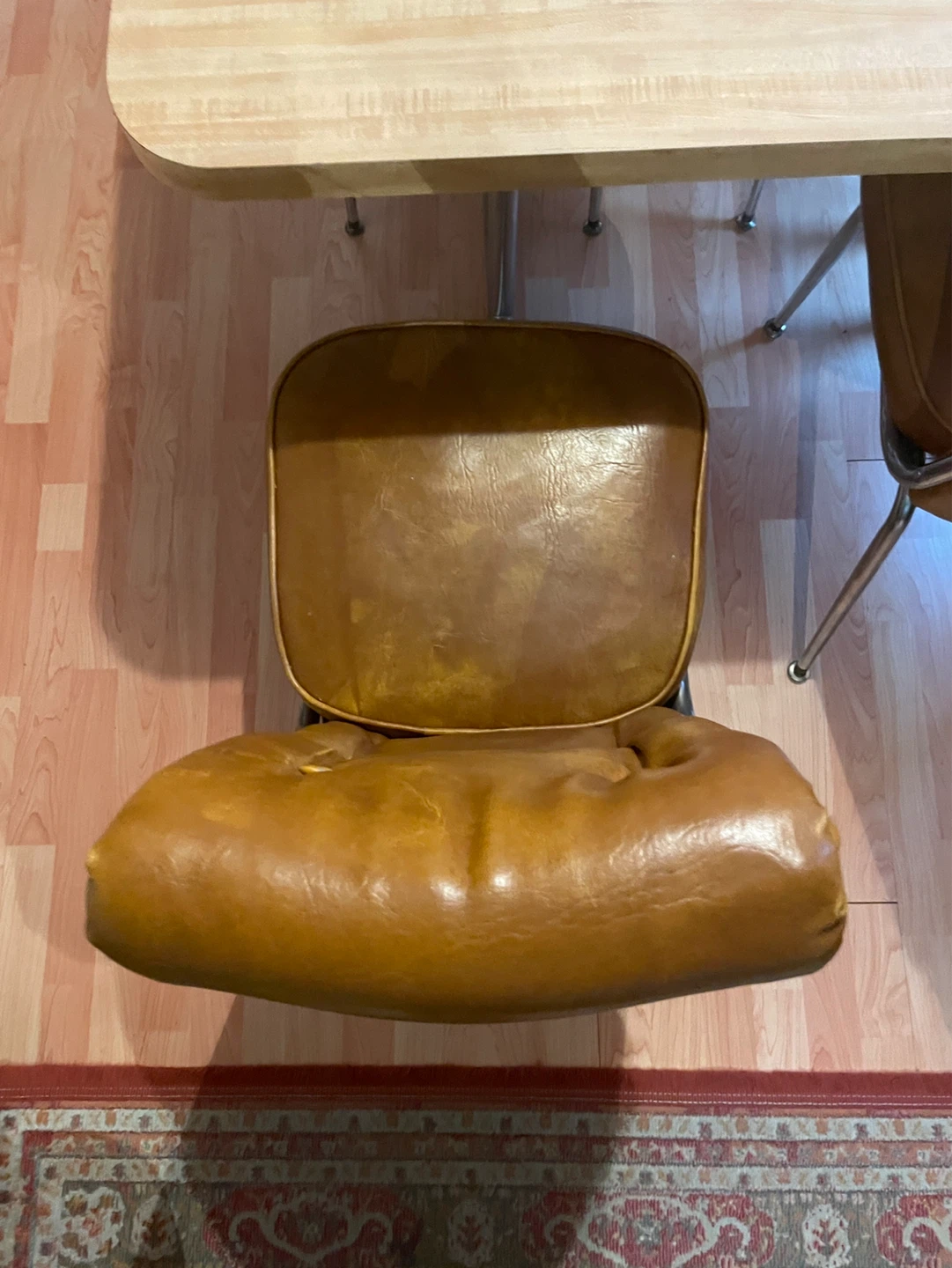 Vintage Dining Table and Chairs Set - photo 5