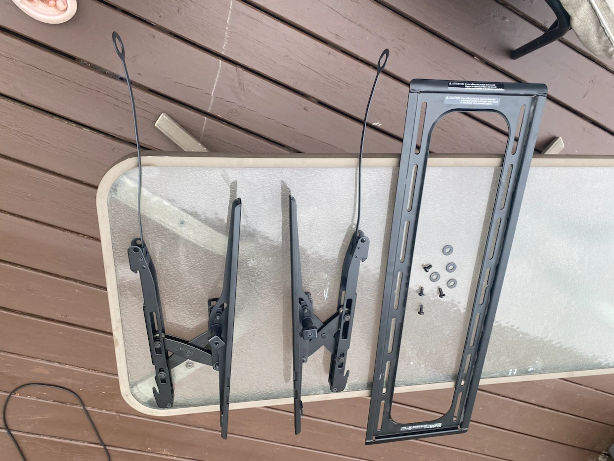 Tv mount
