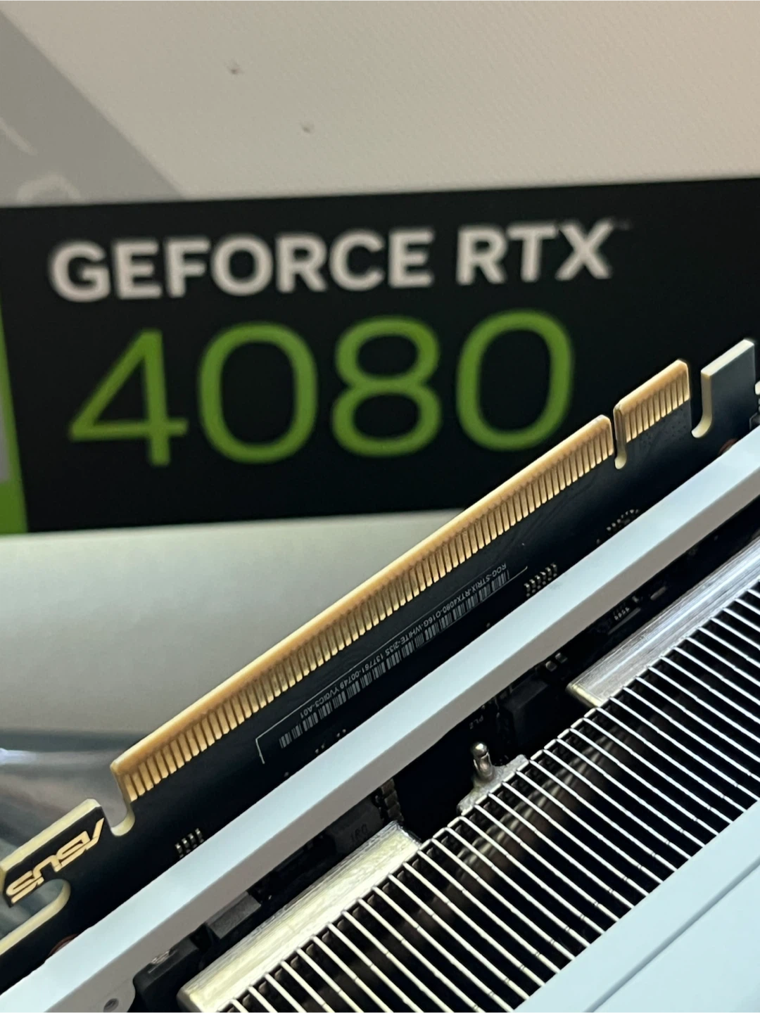 🤍WHITE🤍Excellent Condition RIG Strix RTX 4080 GPU - photo 3