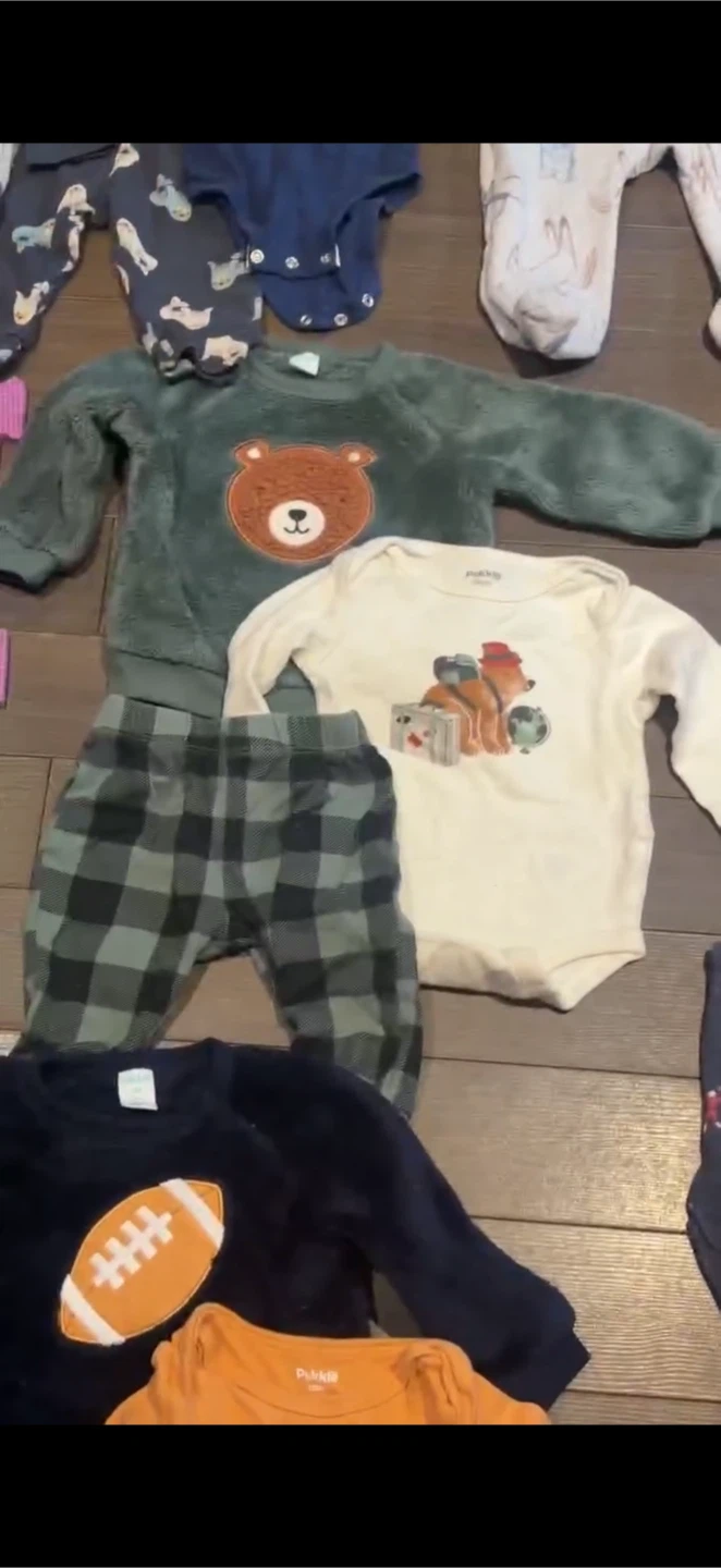 Ensemble de vêtements pour bébé Carter’s