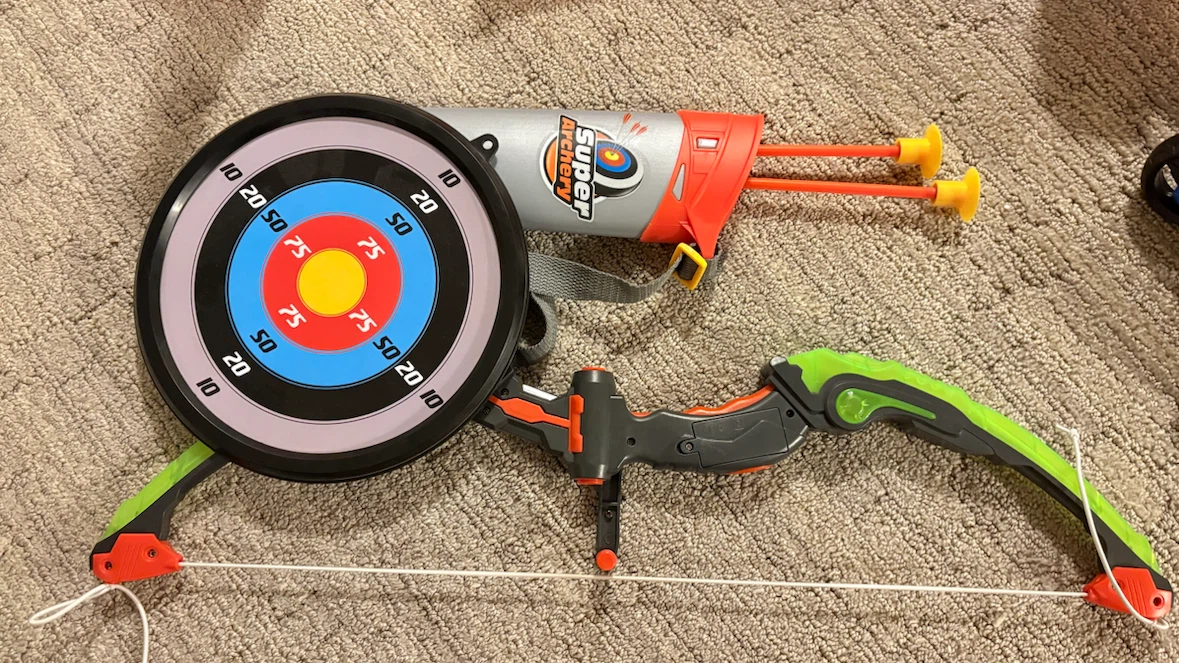 Super Archery Bow and Arrow Toy Set with Target - photo 2