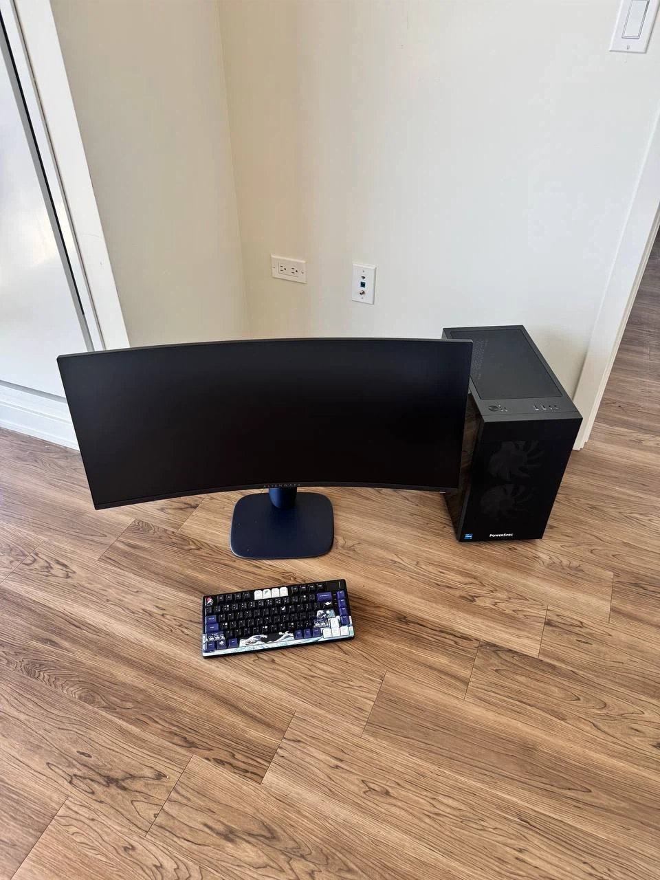 Computer Set: PowerSpex, Womier + Alienware